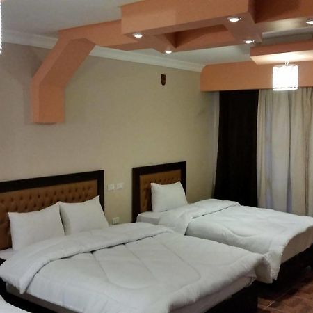 Mandarin Hostel Cairo Exterior photo