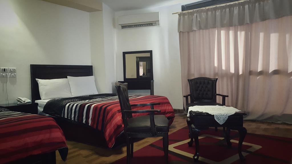Mandarin Hostel Cairo Room photo