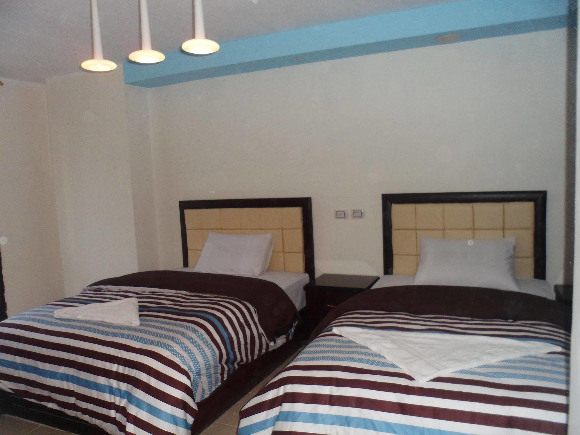 Mandarin Hostel Cairo Exterior photo